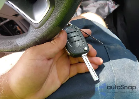 2018 Hyundai Sonata Se z USA, uszkodzony, nr VIN 5NPE24AF9JH605701